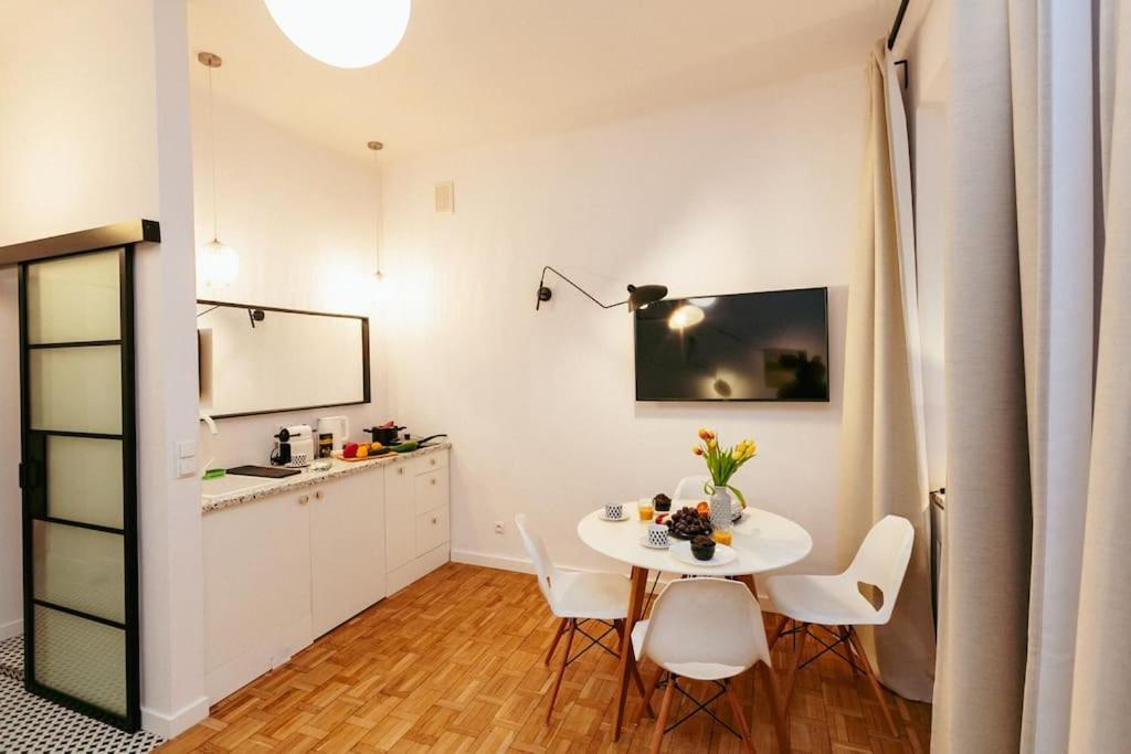 Charming Apartment Next To The Old Town! Warschau Exterior foto